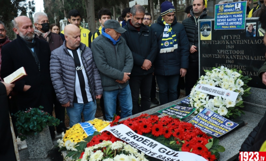 ADALAR FUTBOLCU ANMASI ADALAR BELEDİYESİ